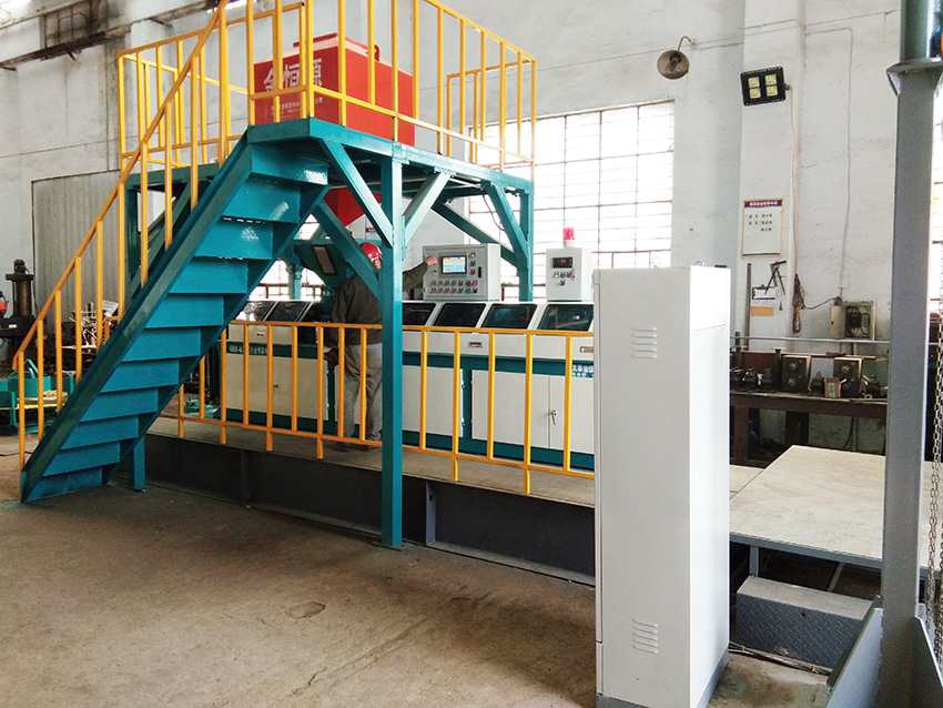 包芯線機(jī)生產(chǎn)現(xiàn)場(chǎng)